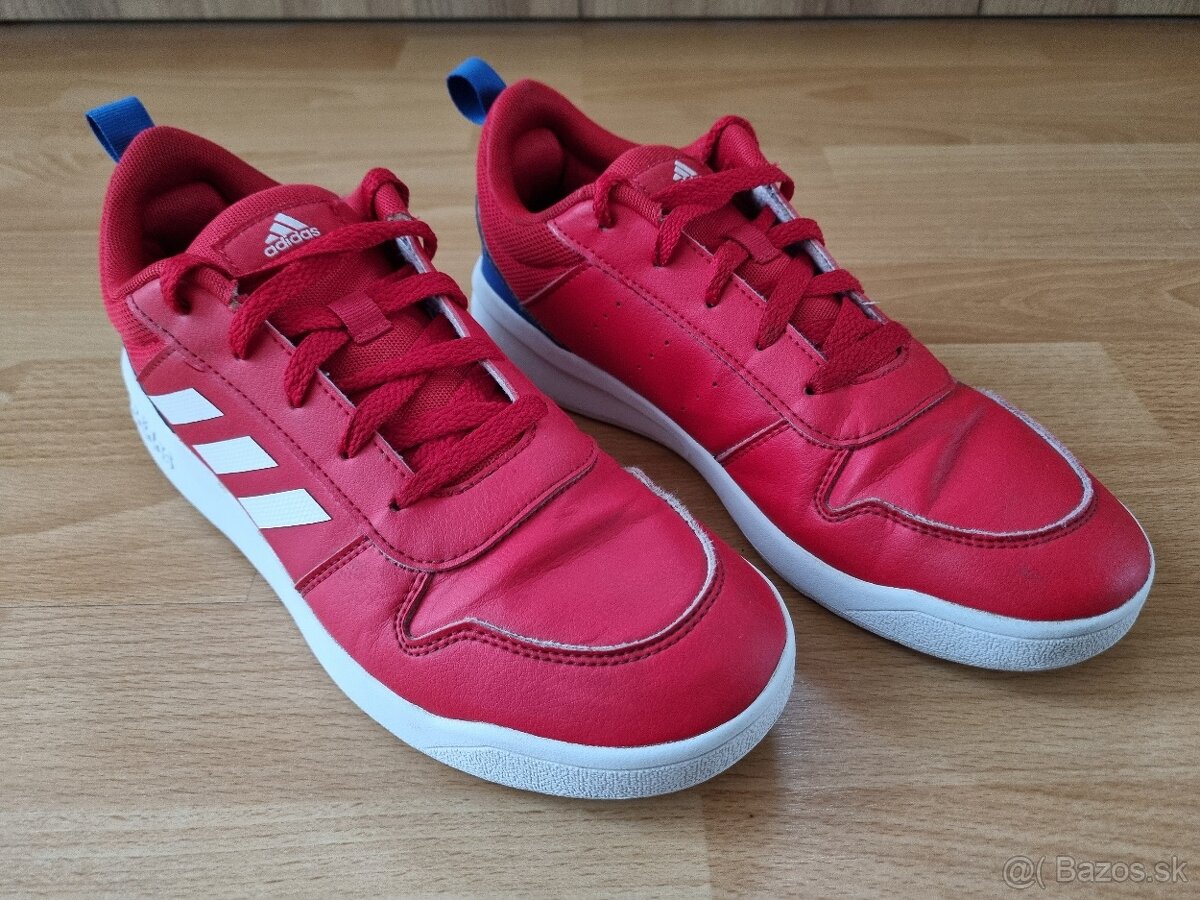 Chlapčenské tenisky zn. Adidas, veľkosť 38