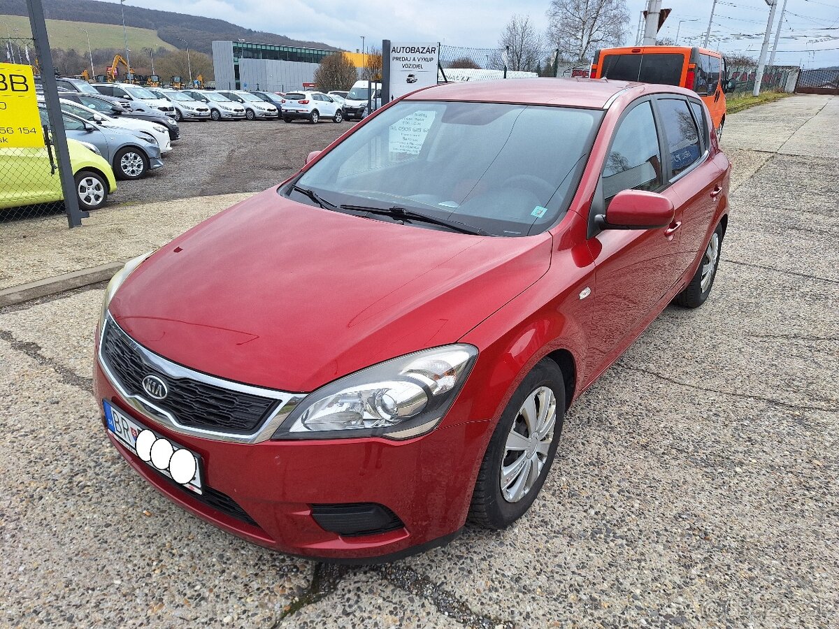 Kia Cee´d 1.4 CVVT LX