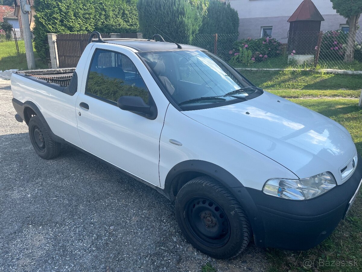 Fiat Strada 1,2 benzín 44 kw r.v. 2005