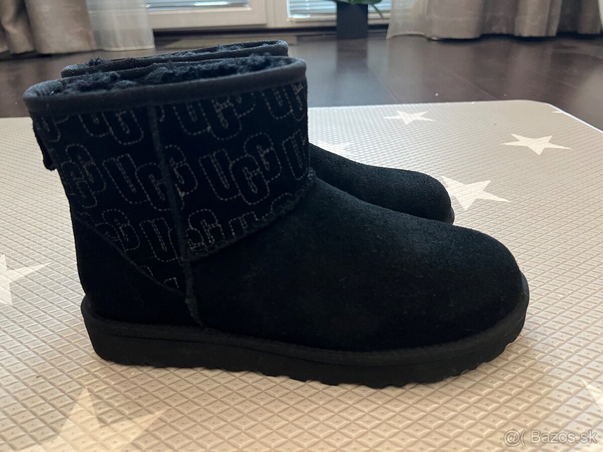 UGG-uplne nove vel. 39