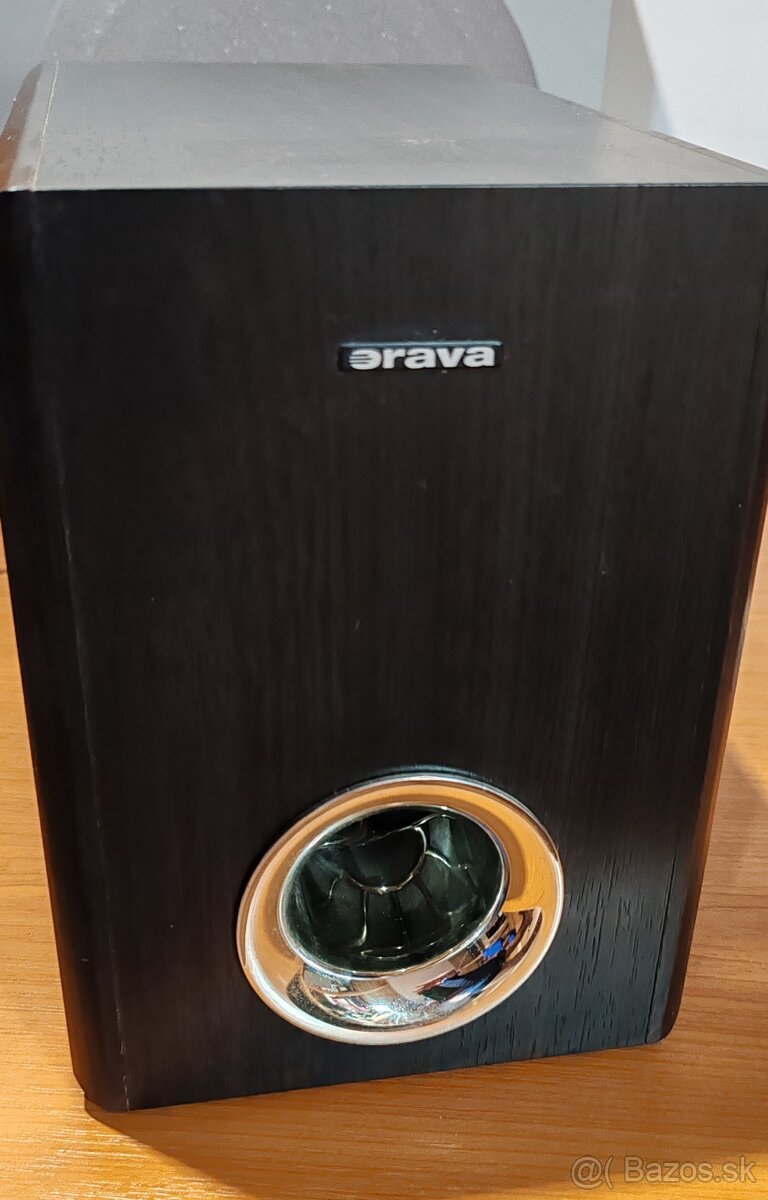 woofer Orava