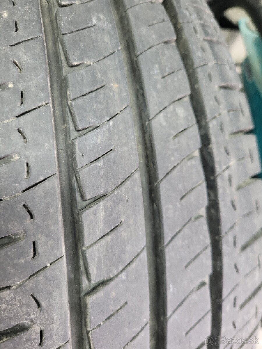 Michelin 215/70R15C