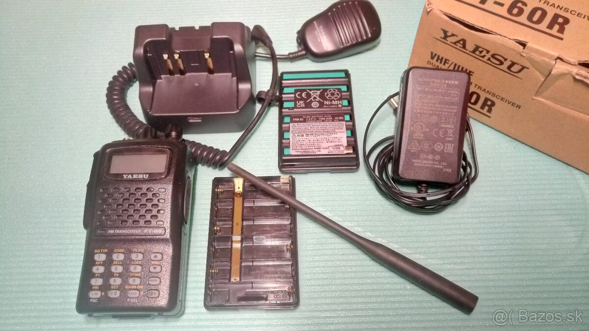 Yaesu FT-60R TOP stav