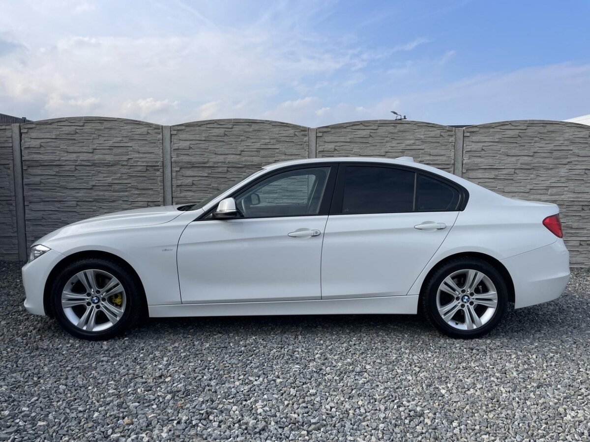 BMW Řada 3 320i 185PS LUXURY SEDAN EXTRA