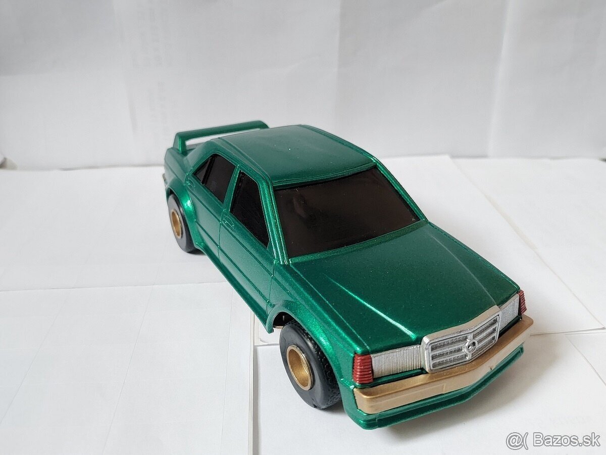 1:18 W201 Mercedes-Benz 190e