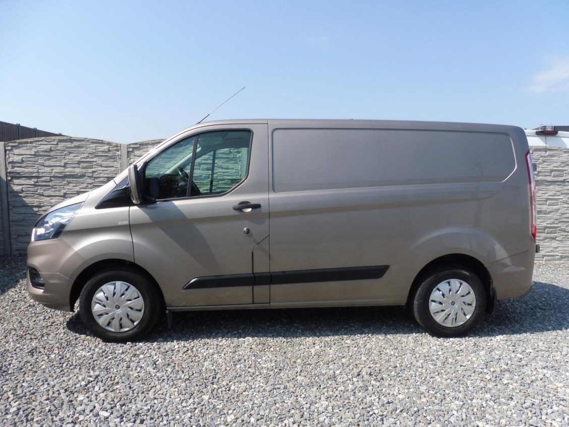 Ford Transit Custom 2.0TDC-i 130PS AUTOMAT DPH TOP