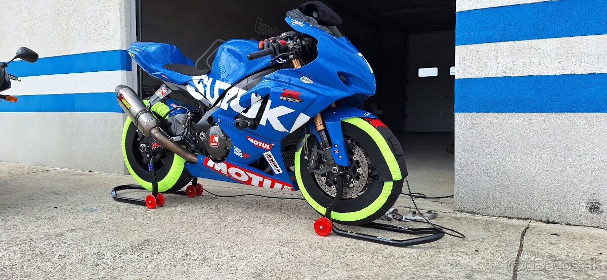 Suzuki Gsxr 1000K8