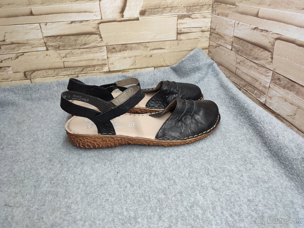 Rieker 42 - dámske kožené čierne sandále