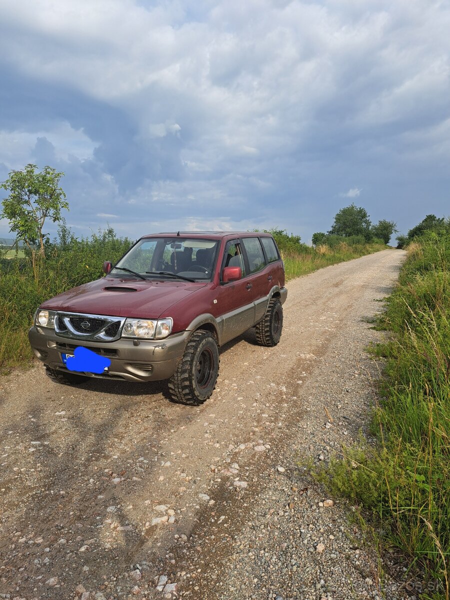 nissan terrano