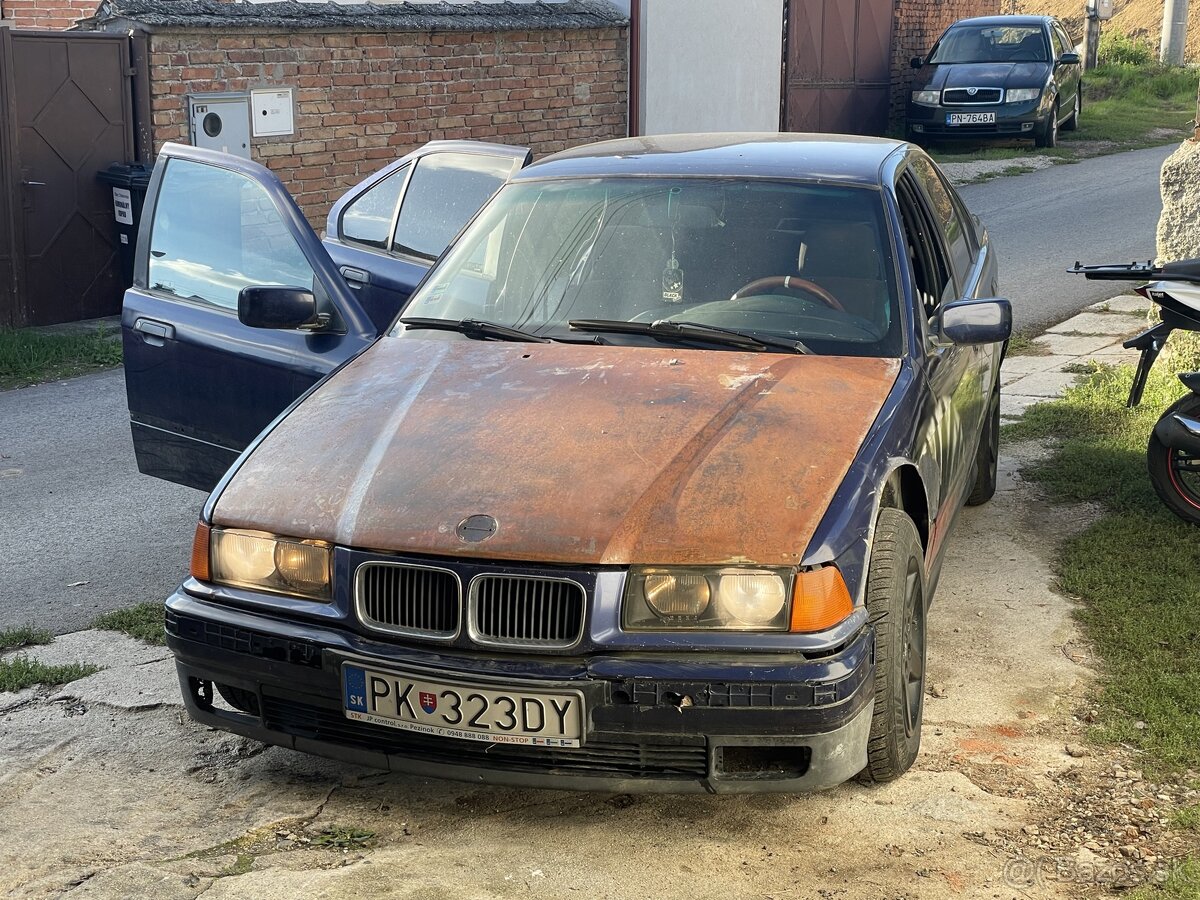 BMW E36 1.8i