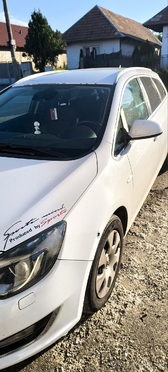 Opel Astra 1.6cdti 100kw