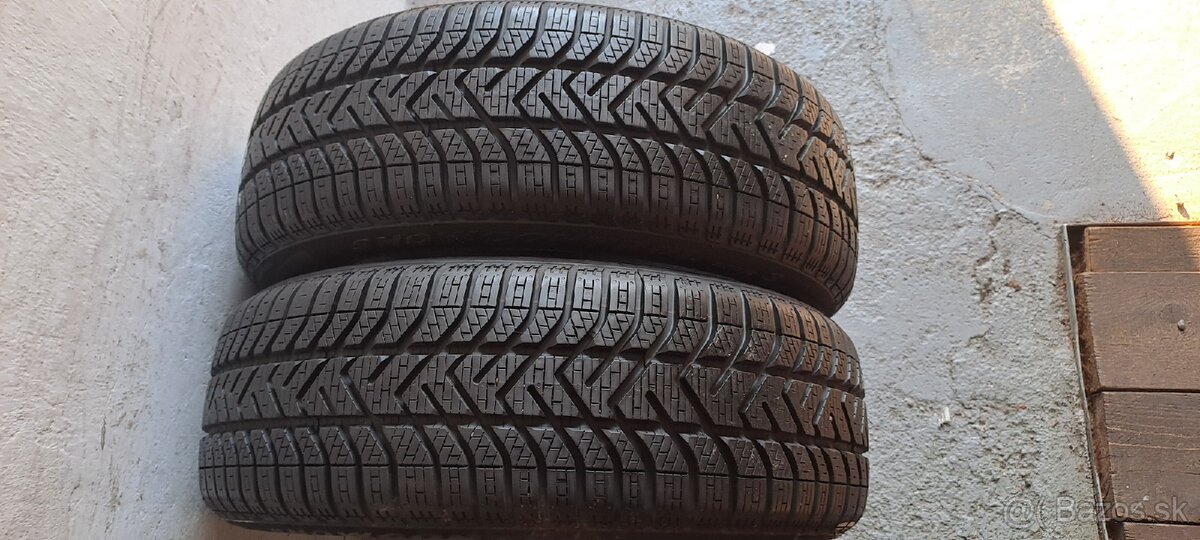 195/55 r17 zinne pneumatiky Pirelli BMW