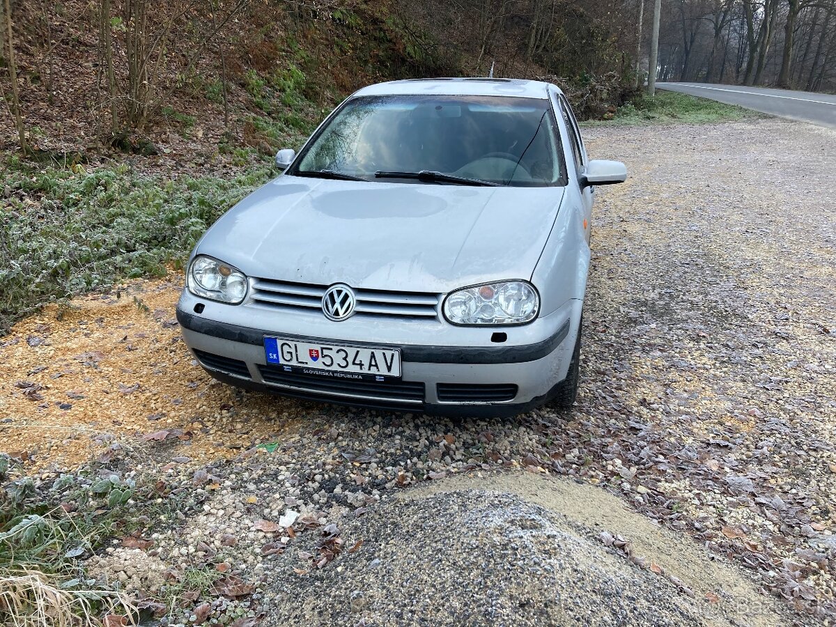 Golf 4