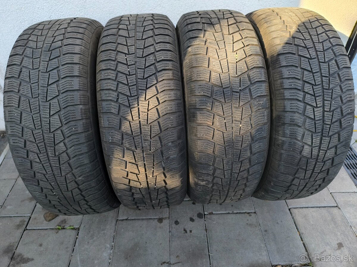 235/65 R17 Wiking zimne pneumatiky