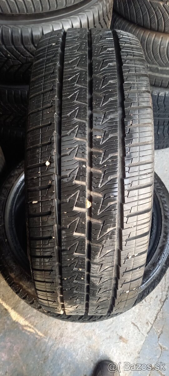 Predám zimné pneu Continental 225/70r15C