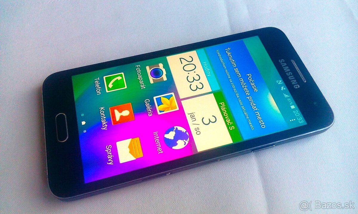 SAMSUNG GALAXY A3.