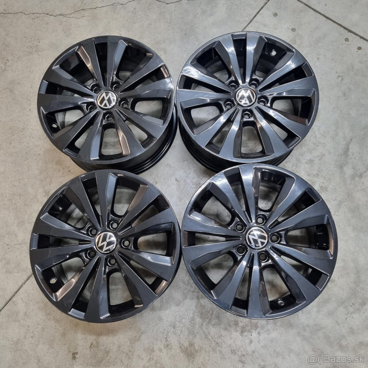 Hliníkové Volkswagen Golf disky 5x112 R16 ET46