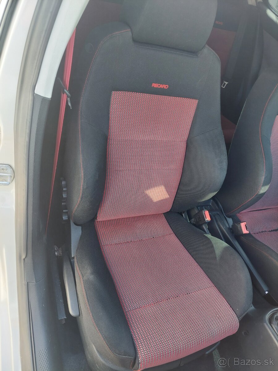 Recaro sedacky