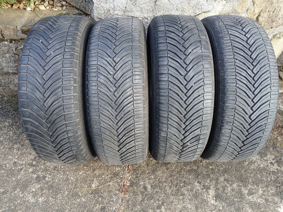 Predám Celoročné pneu. Michelin 185/60 R15 88V