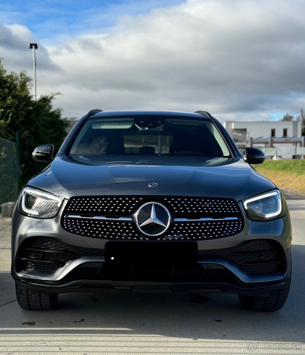 Mercedes GLC 220 d 4MATIC A/T AMG Line Záruka. Bezp.Servis