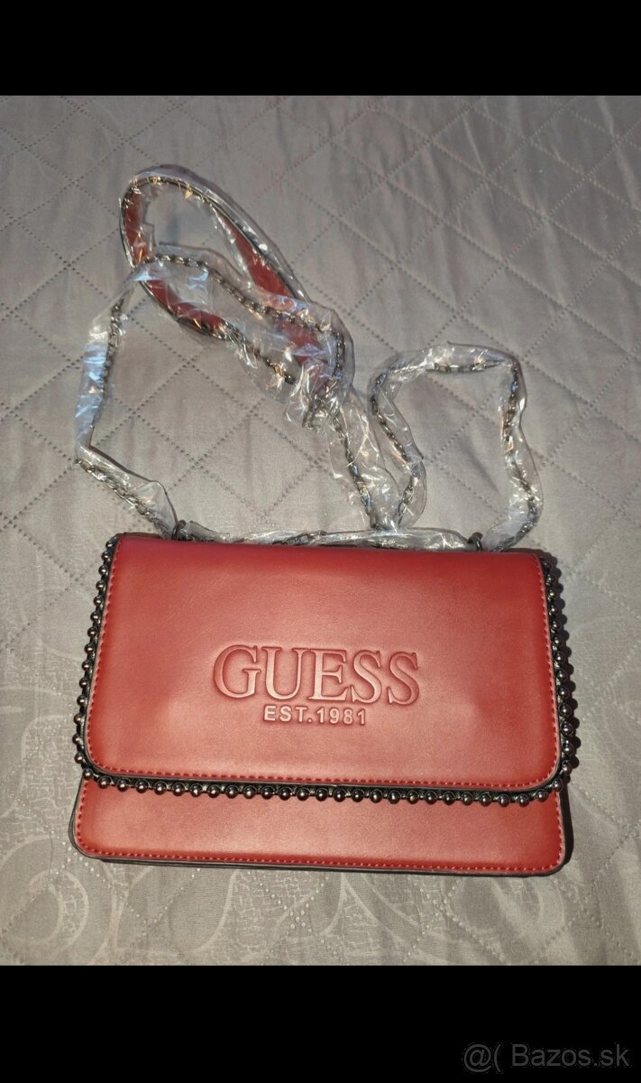 Kabelka Guess