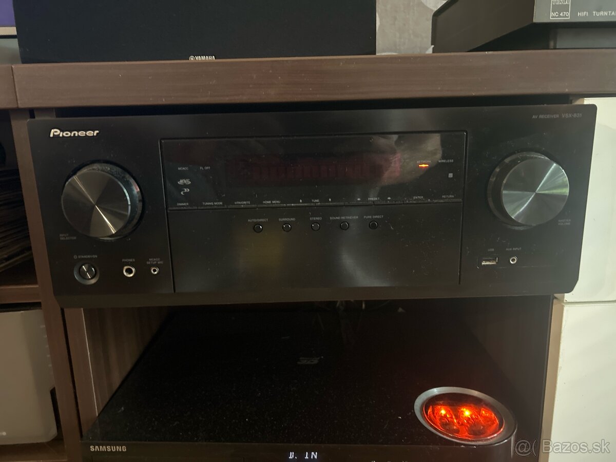 Pioneer VSX-831s reproduktormi Yamaha NS P51