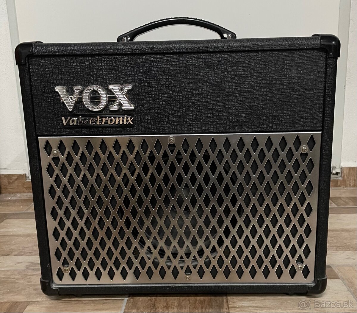 GITAROVÉ KOMBO VOX AD15VT