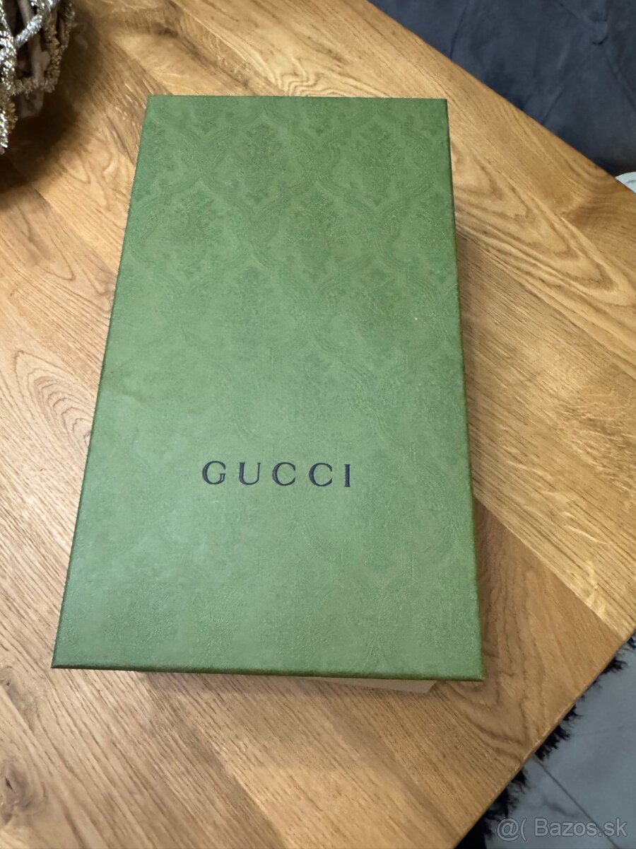 Gucci sneakers (original)