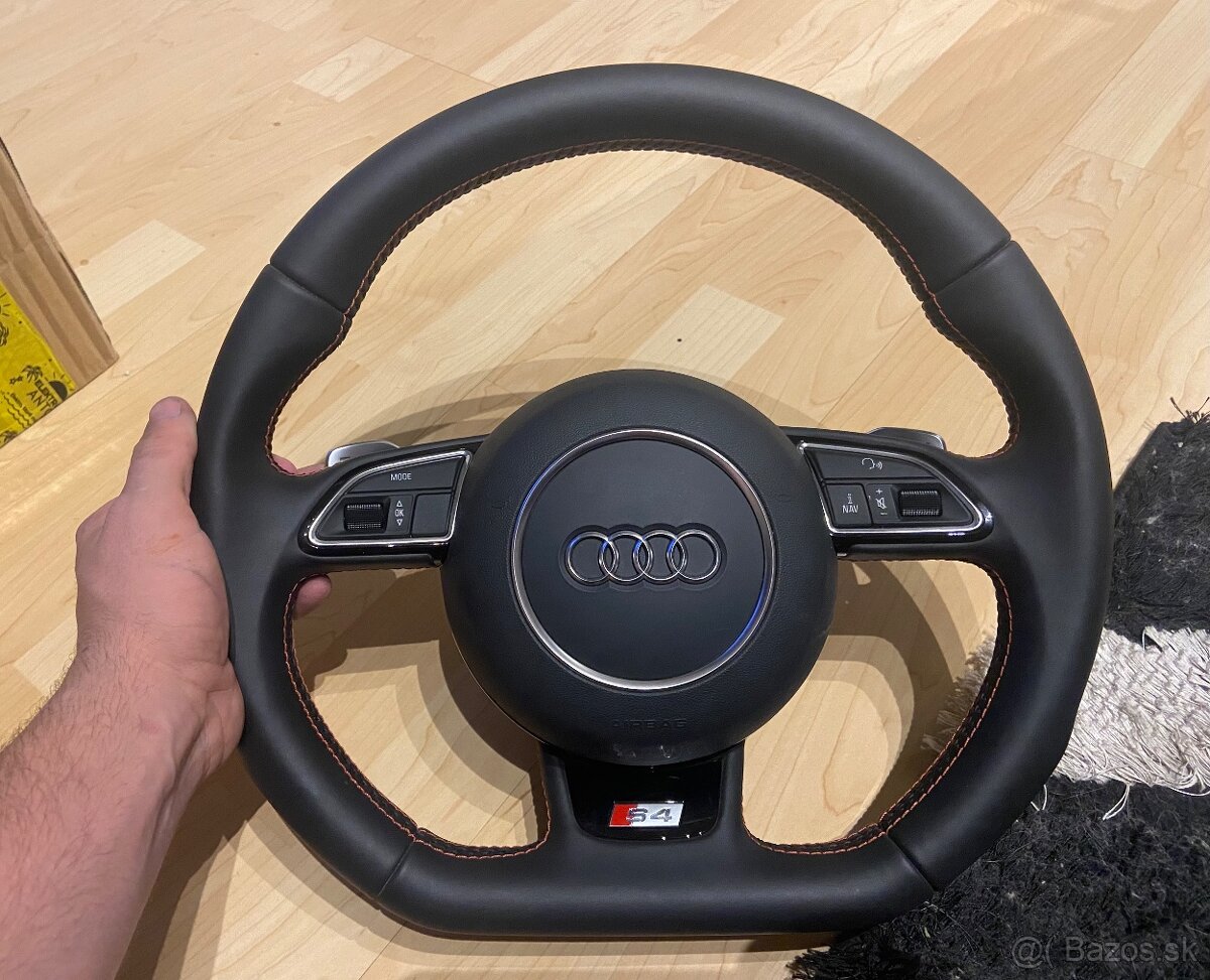 Audi S4 B8 8K Volant