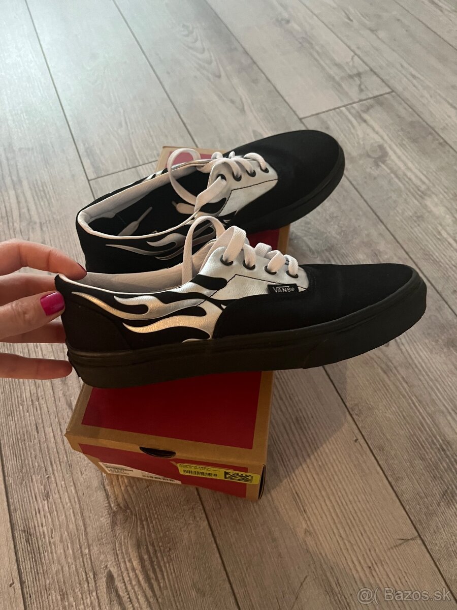 Vans tenisky 37