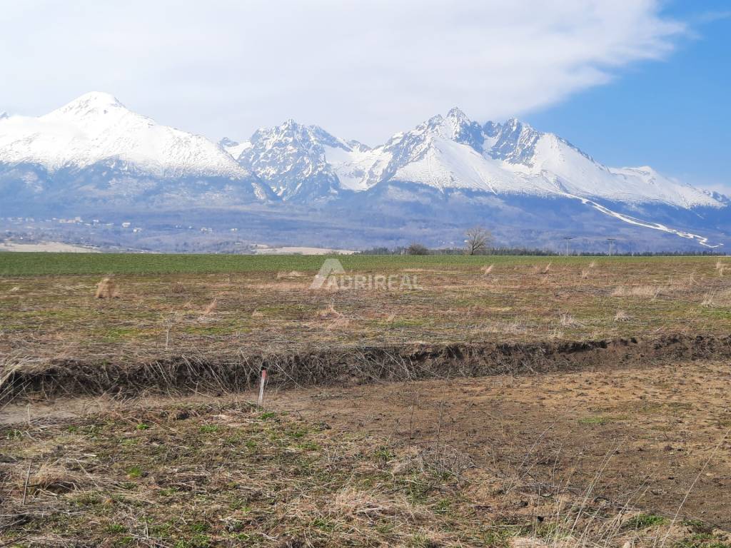 PREDAJ: stav. pozemok s IS; Mlynica-V. Tatry;597 m2;NOVÁ CEN