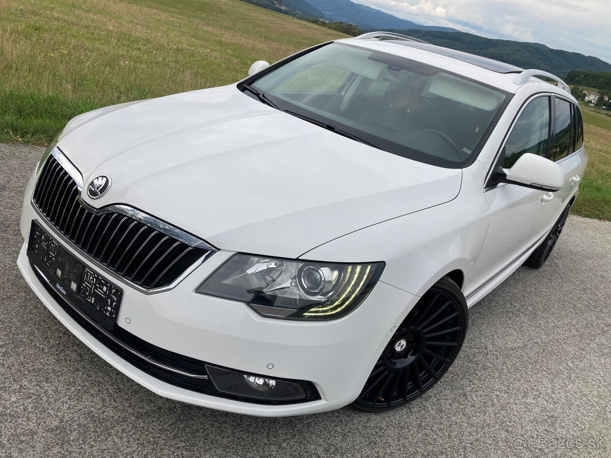 SKODA SUPERB Combi 2.0 TDI 135kW DSG,PANORAMA