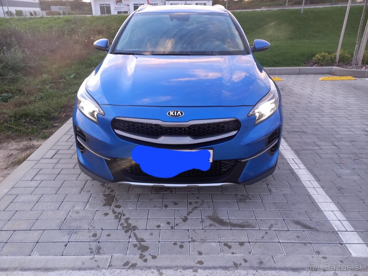 KIA Xceed 1.4 T-GDI AT7 Gold