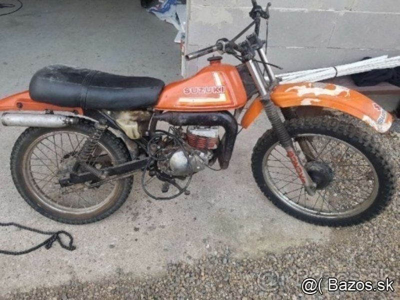 Suzuki 50 cross