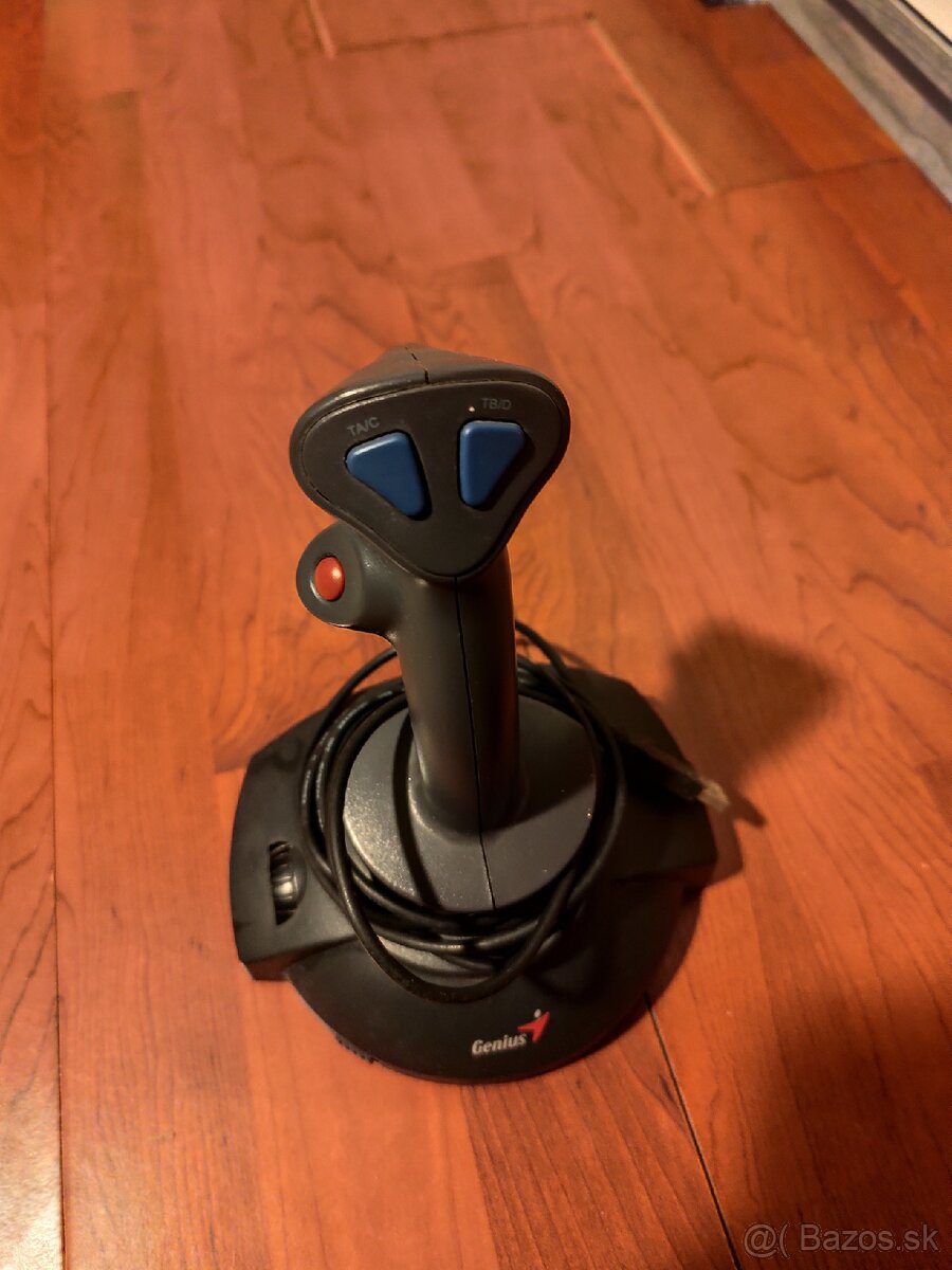 Joystick GENIUS pre PC