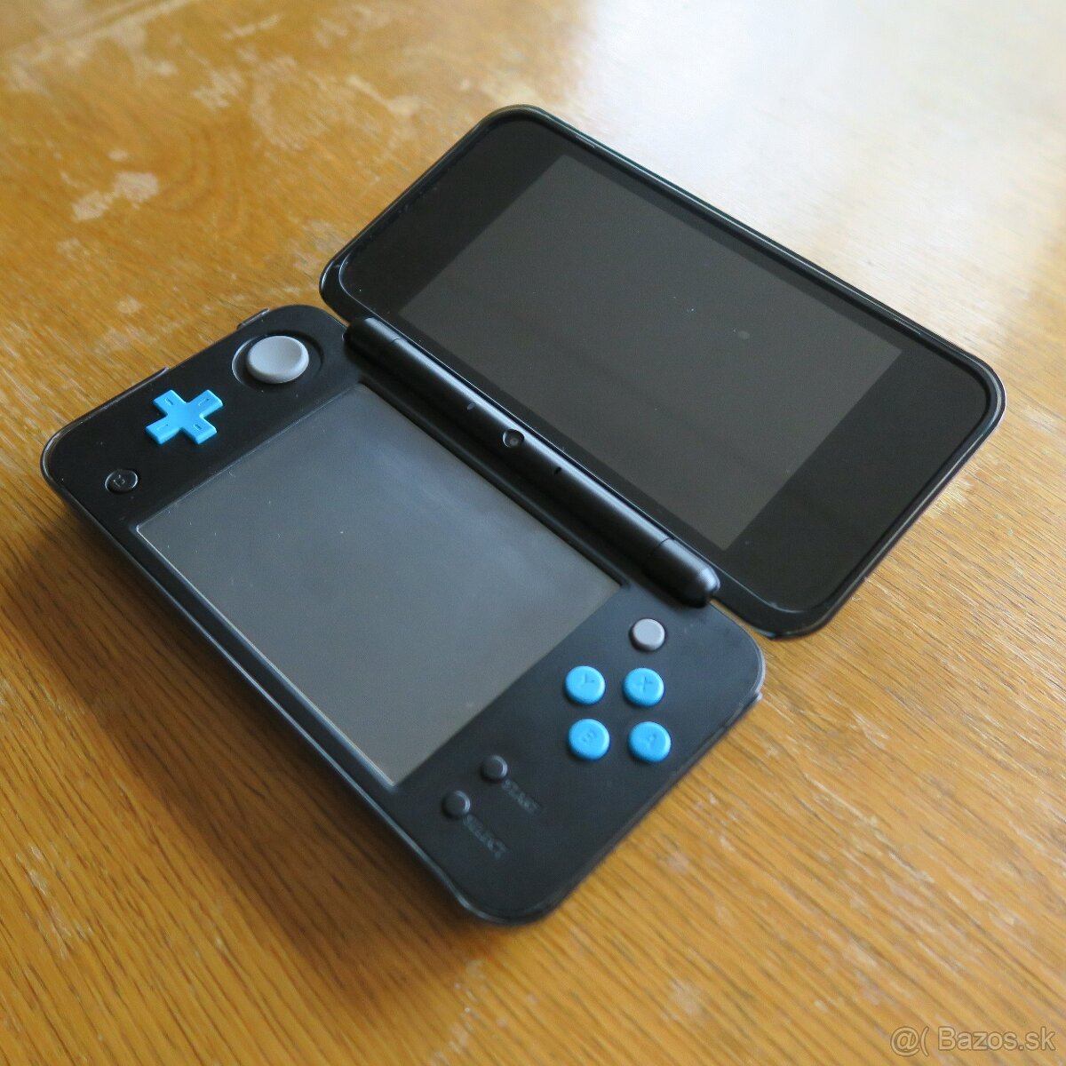 Herná konzola Nintendo 2DS XL + krabica a obal