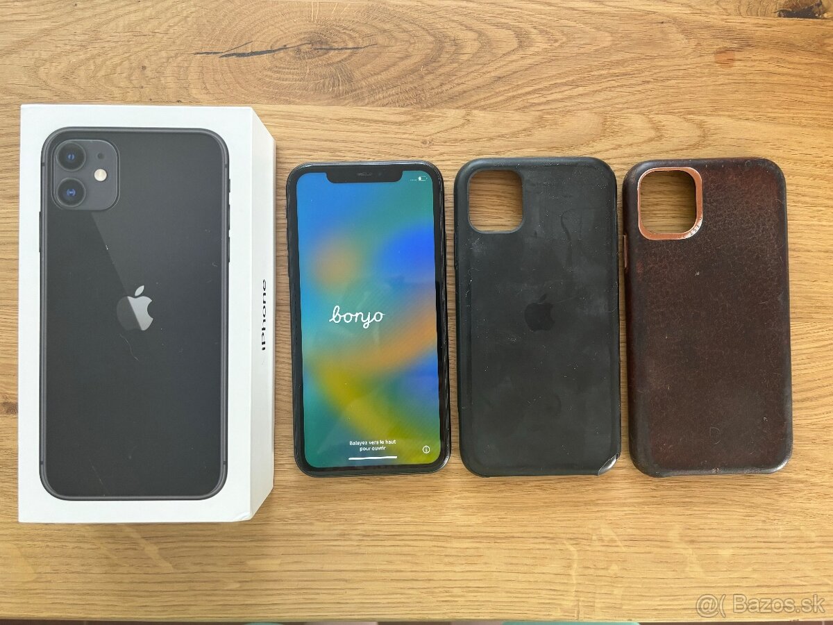 iPhone 11 64 GB čierny TOP stav