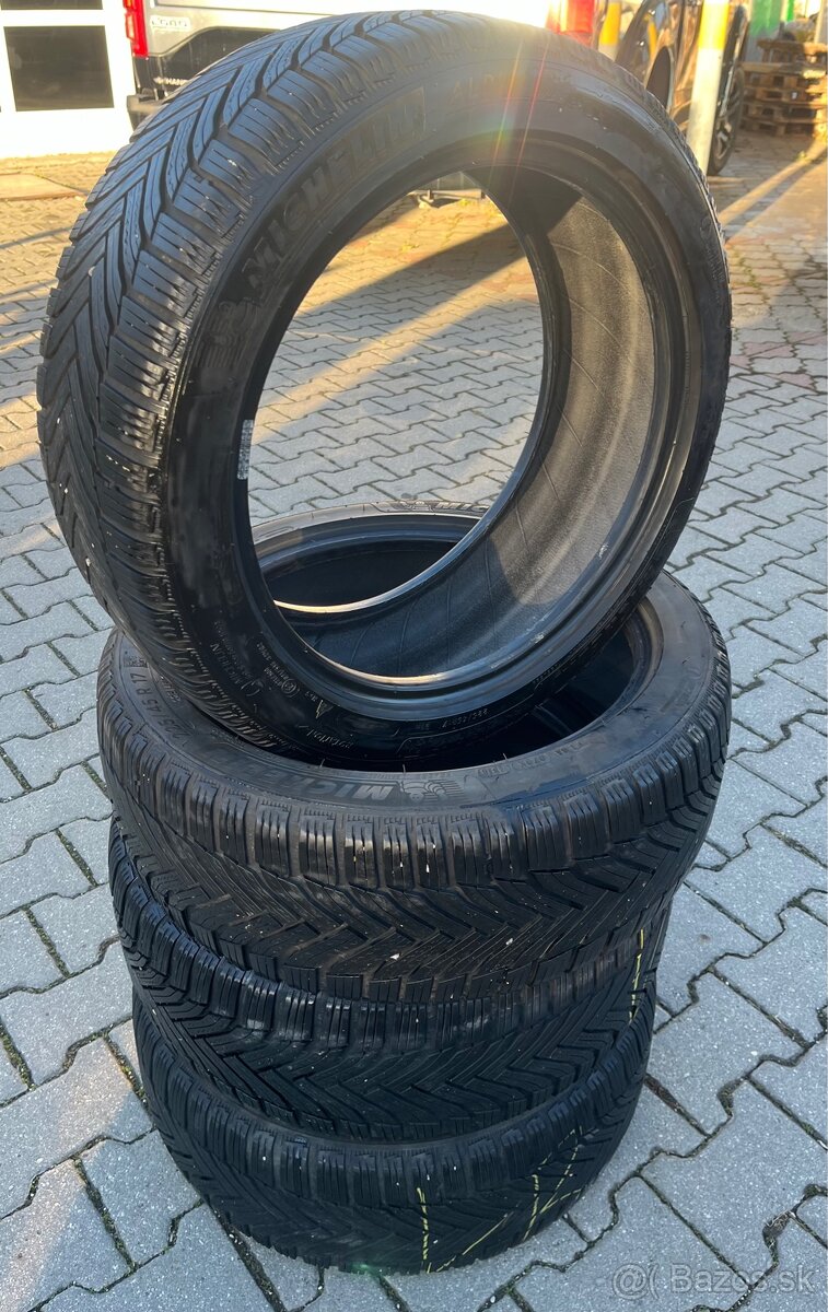 225/45 R17 Zimne Michelin