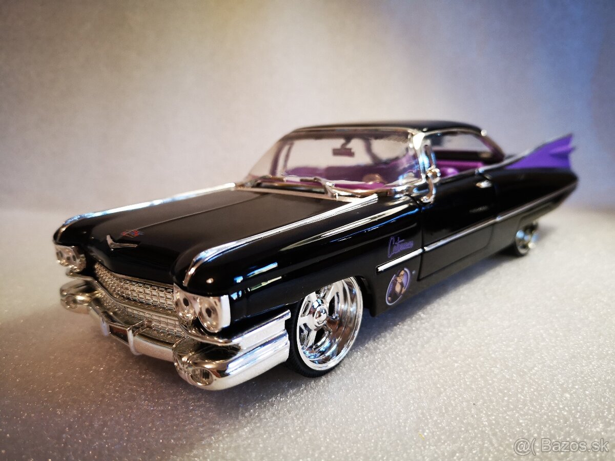 Predám model Cadillac Coupe DeVille 1959 s Catwoman