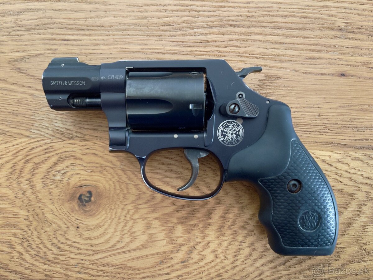 Revolver smith & wesson MP 360 357 magnum