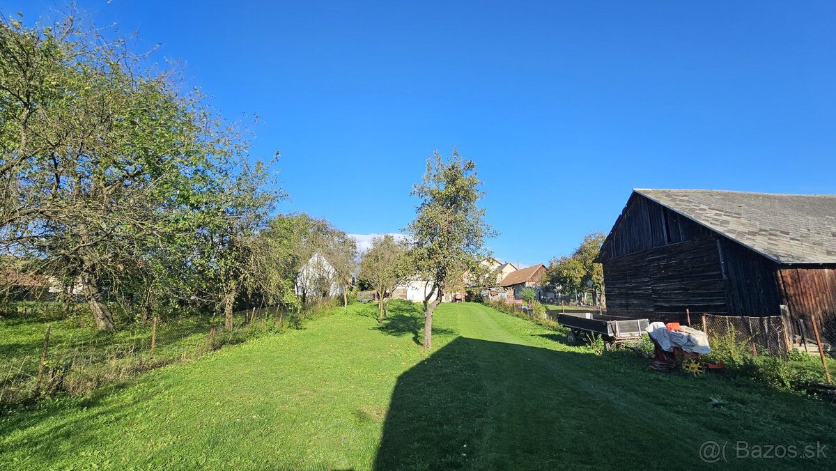 Rodinný dom s veľkým pozemkom, 2243 m2, Záhradné