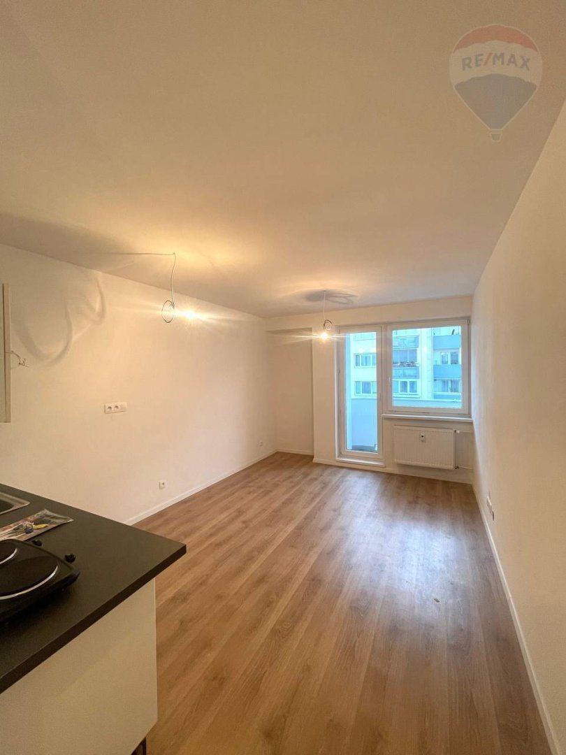 Prenajom bytu (Garsónka) 22m2, Bratislava-Ružinov