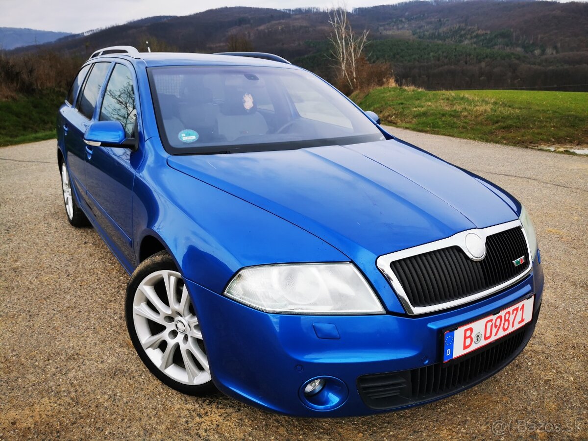 ŠKODA OCTAVIA COMBI RS 2.0TFSI 147KW 200PS XENON BLUE RACE