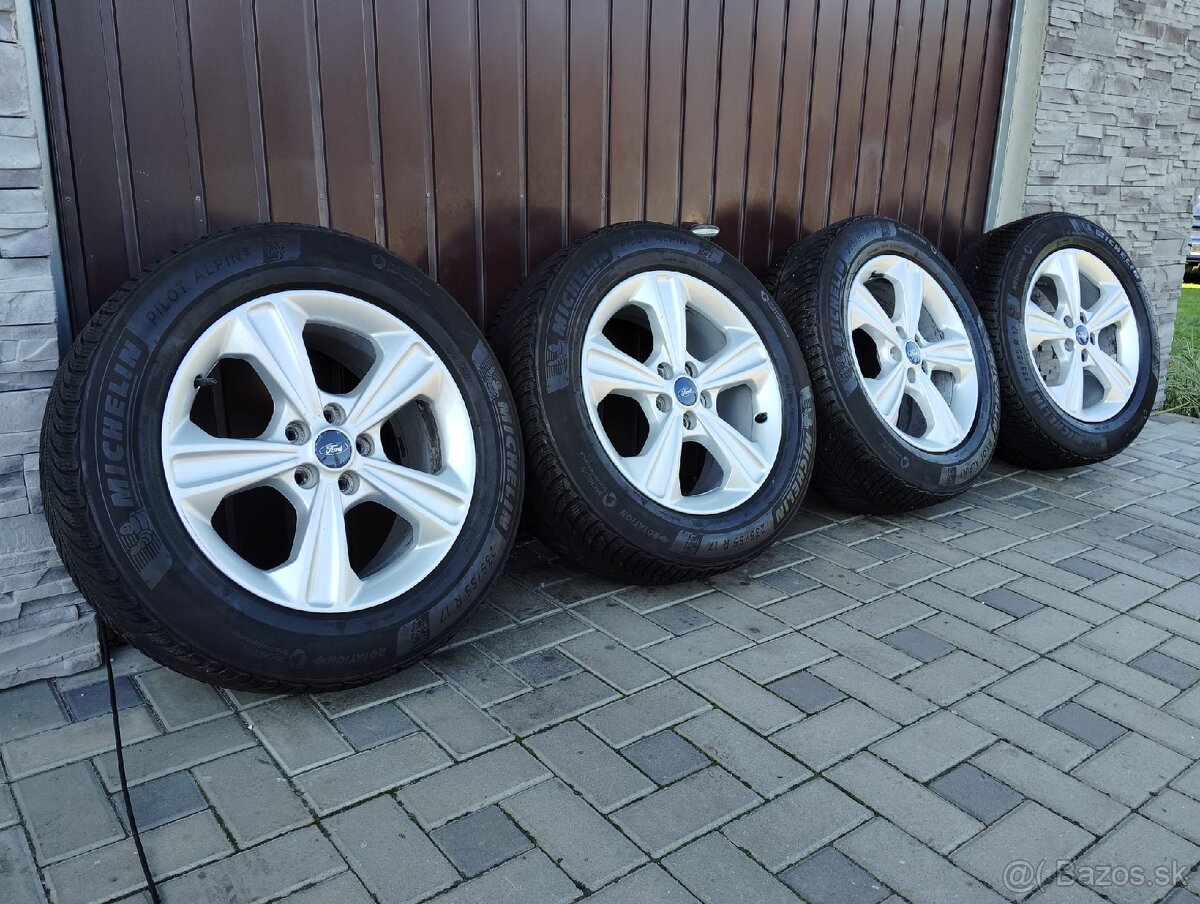 Zimná sada 5x114,3 235/55 R17 Ford