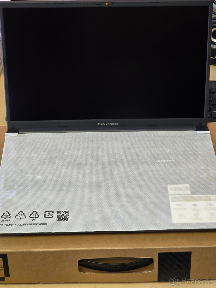 Asus Vivobook 15