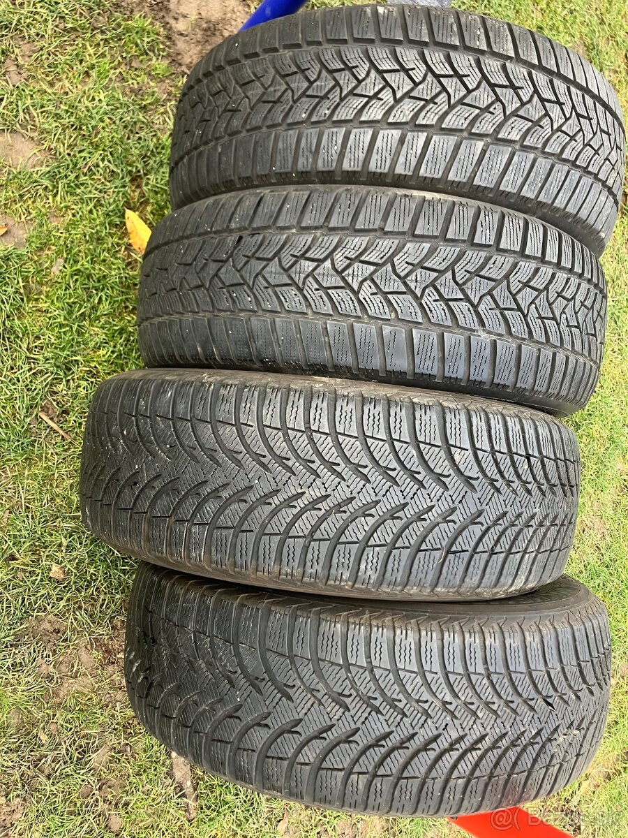 215/60 R16 Zimne pneu Michelin Dunlop