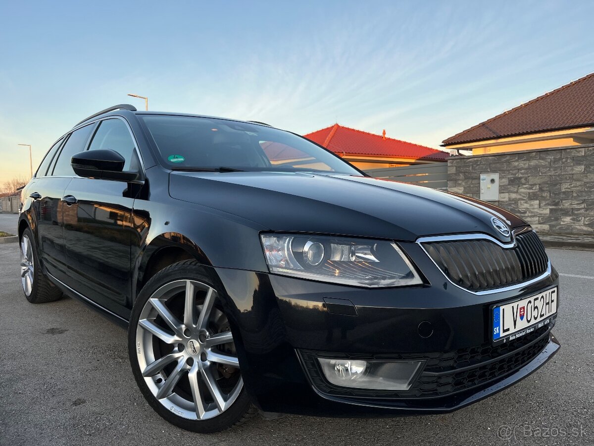 Škoda Octavia III. 2.0TDI Combi Elegance DSG Panoráma