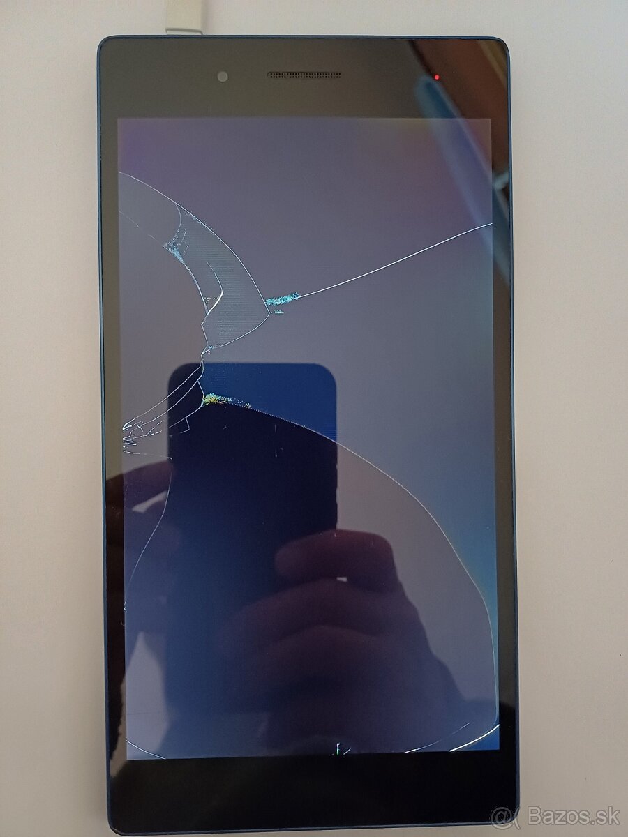 Lenovo Tab 3 7 (ZA110156CZ) - prasknutý nefunkčný displej