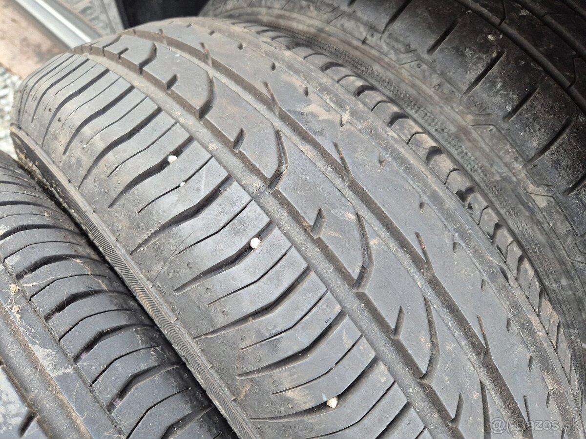 Letne pneu CONTINENTAL ContiPremiumContact 2 195/65 R15