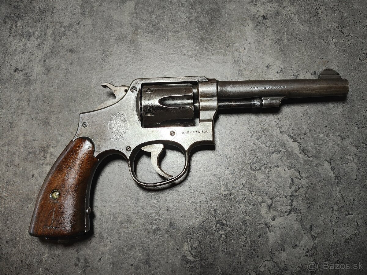 Revolver Smith and Wesson MODEL 10 - MILITARY